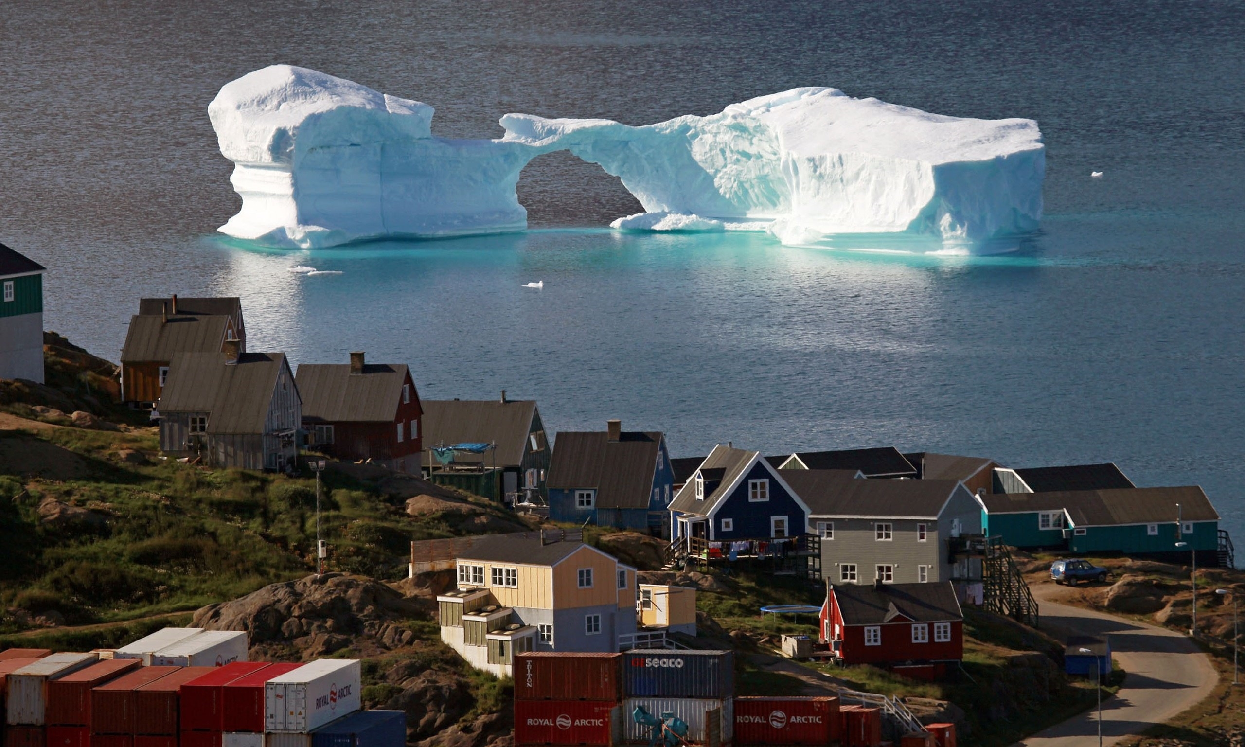 Какая территория гренландии. Ледник Илулиссат Гренландия. Мыс Фарвель Гренландия. Долина Кинкуа Гренландия.
